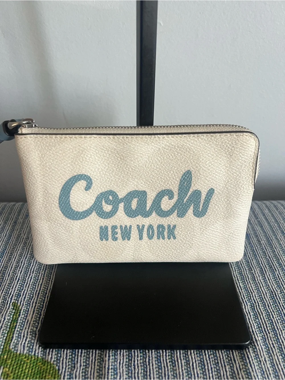 Coach New York Cream Wristlet with Blue Logo 2024 - Picture 1 of 9